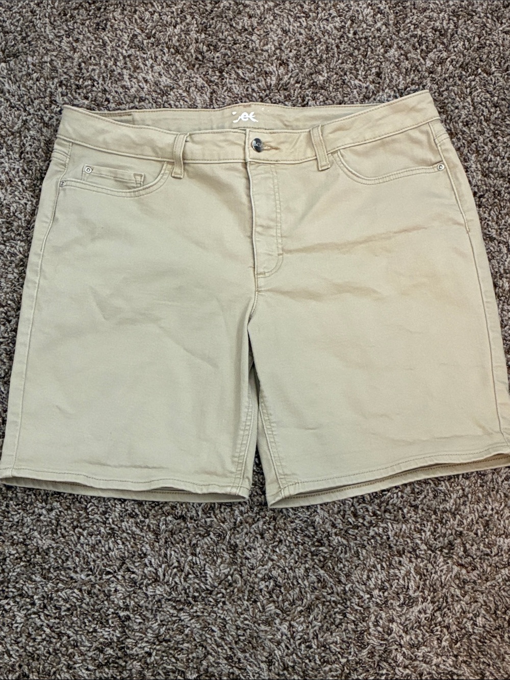 LEE Women’s Tan Jean Shorts- Size 18 M